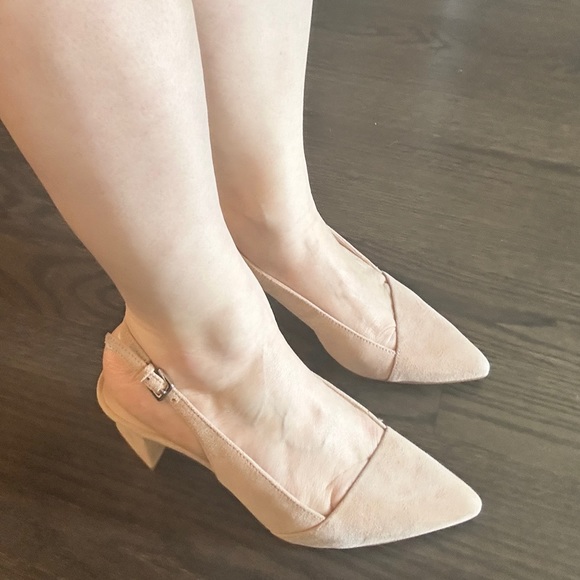 Tahari Beige or Nude Suede “Taron” Slingback Walkable Heel 6M - Picture 11 of 15